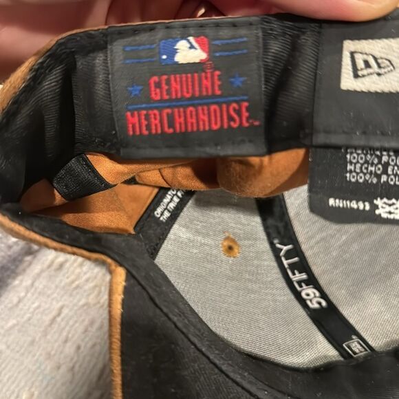 New Era New York Yankees 59FIFTY Fitted Hat Cap Wheat Suede Pack Size 7 1/4 EUC - Picture 10 of 11